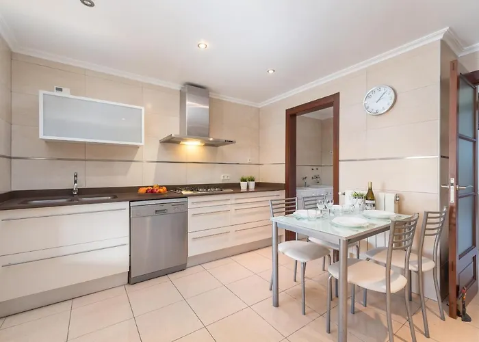 Villa Alzina Sus Vacaciones De Verano En Cala Millor, Mallorca