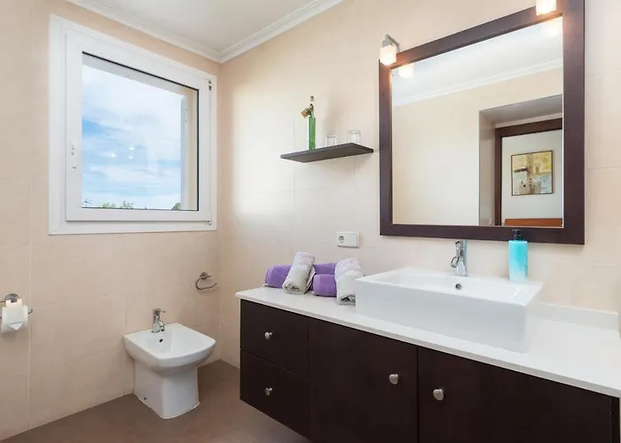 Alzina Sus Vacaciones De Verano En Cala Millor, Mallorca Cala Millor (Mallorca)