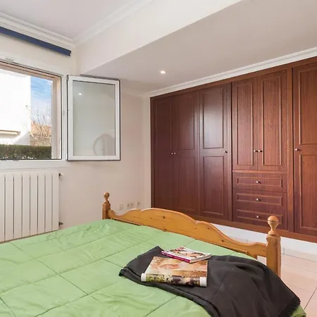 Alzina Sus Vacaciones De Verano En Cala Millor, Mallorca 卡拉米洛