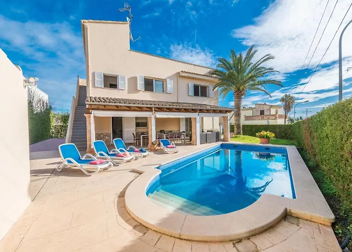 别墅 Alzina Sus Vacaciones De Verano En Cala Millor, Mallorca 卡拉米洛