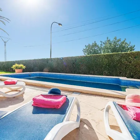 Alzina Sus Vacaciones De Verano En Cala Millor, Mallorca فيلة *