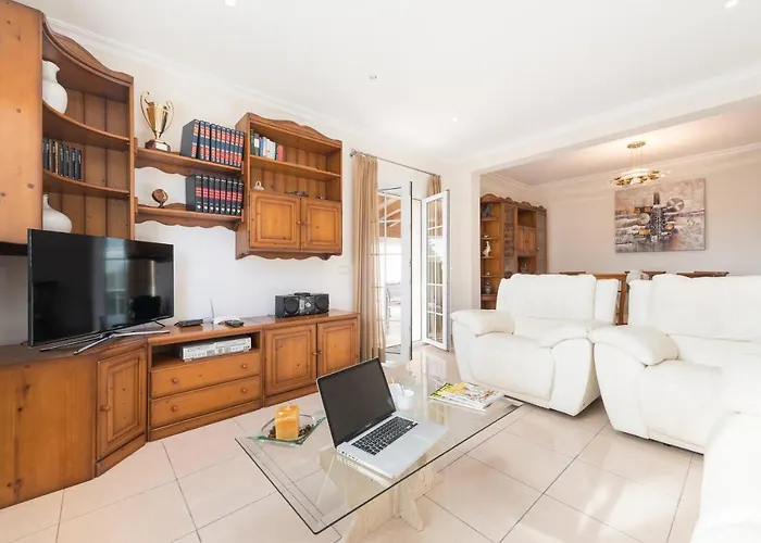 Alzina Sus Vacaciones De Verano En Cala Millor, Mallorca Villa *